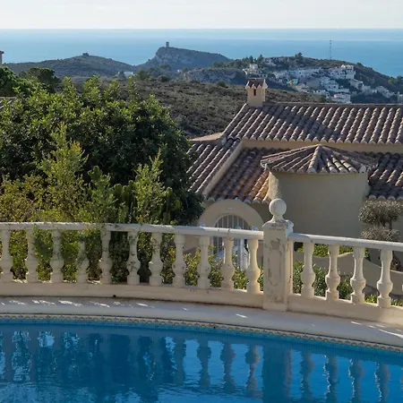 Villa Casa Inca, With Heatable Pool And View Atop Moraira El Portet