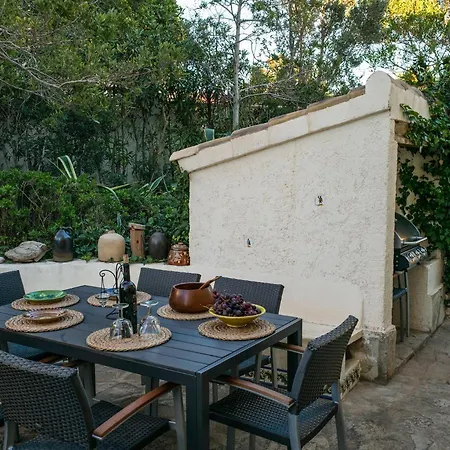 Casa Inca, With Heatable Pool And View Atop Moraira El Portet Villa *